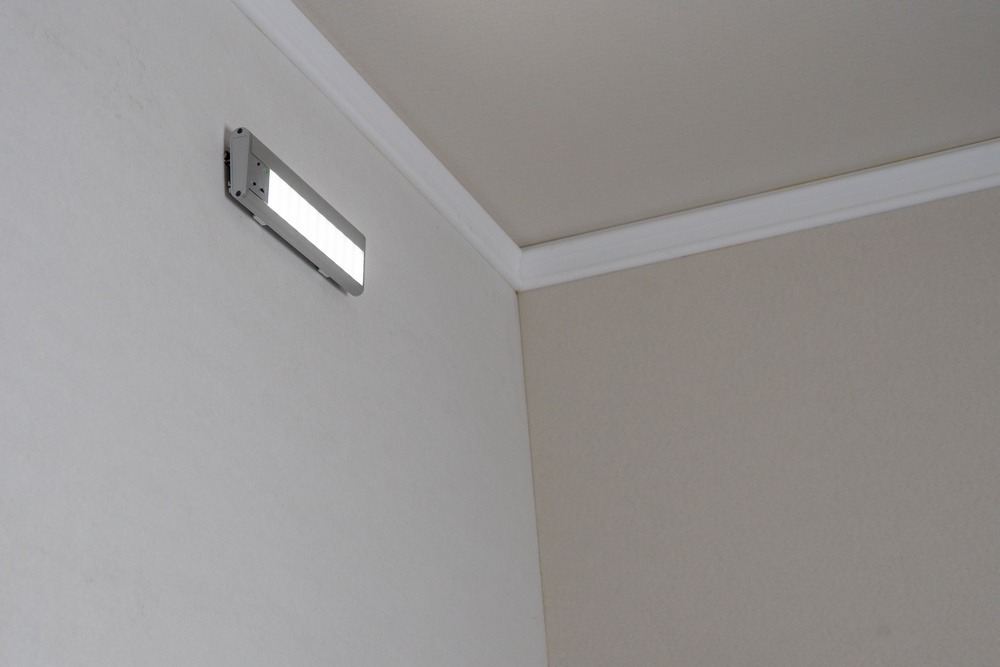 Светильник аварийного освещения SKAT LT-2360 LED Li-ion. Изображение 1 Светильник аварийного освещения SKAT LT-2360 LED Li-ion. Изображение 1